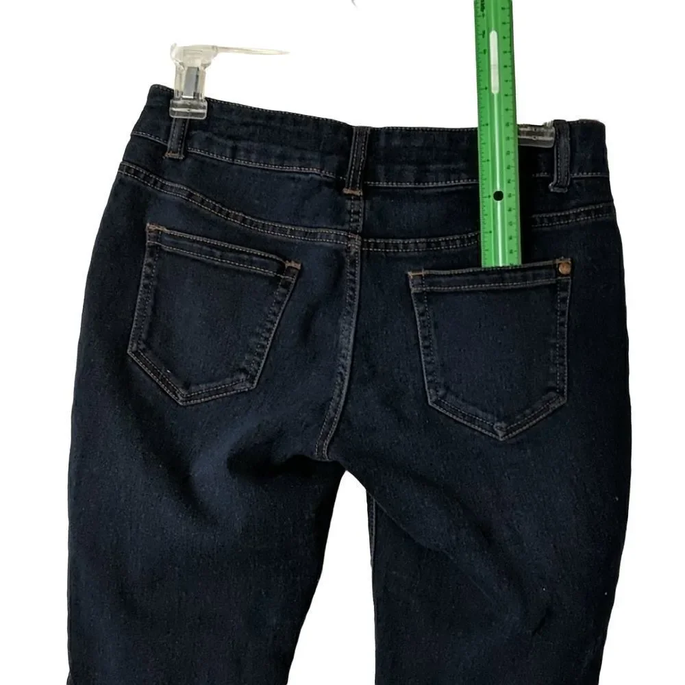 PEOPLE NEED KINDNESS LADIES SIZE 5  SKINNY JEANS